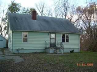 1908 N Blue Mills Rd, Independence, MO 64058