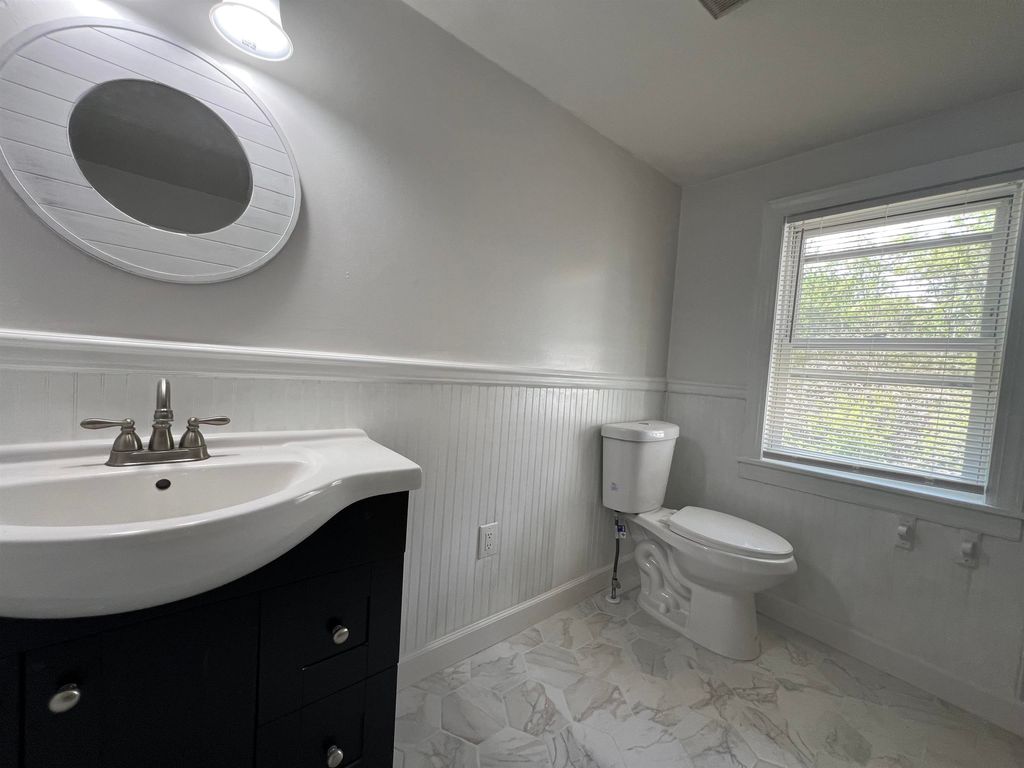 Apartment in Maurice River Township, Port Elizabeth - View 3