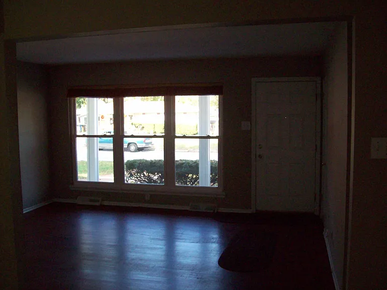 710 Teson Rd — Photo 3