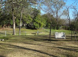 208 N Ward Dr, Longview, TX 75604