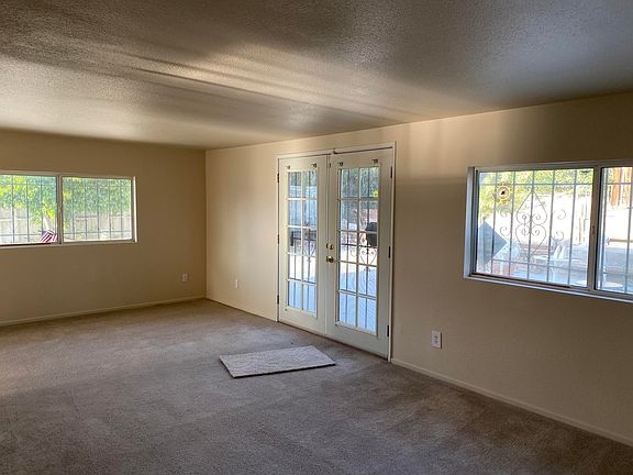 5th image of 12860 Catalpa Ave