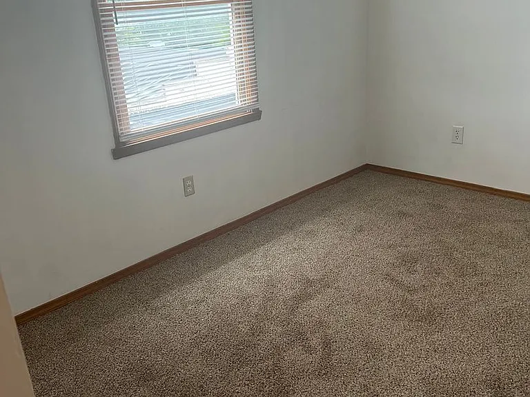 505 S Sale St #2-112 — Photo 7