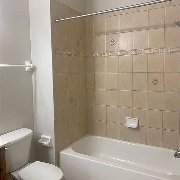 987 Fern Ave #202 — Photo 24