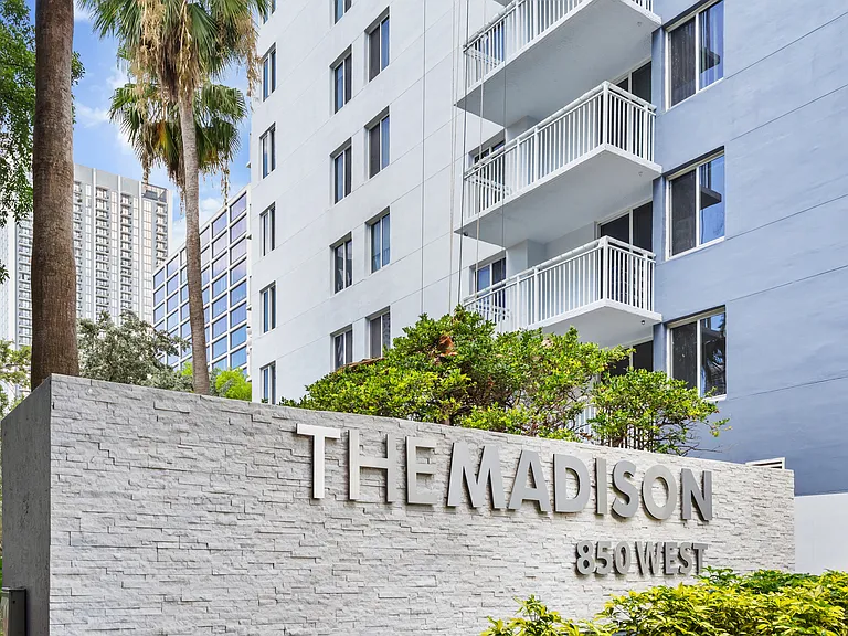 800 N Miami Ave #210 — Photo 1