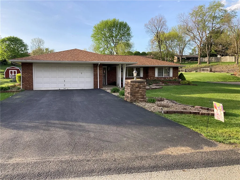 33 Ruble Dr S photo 1