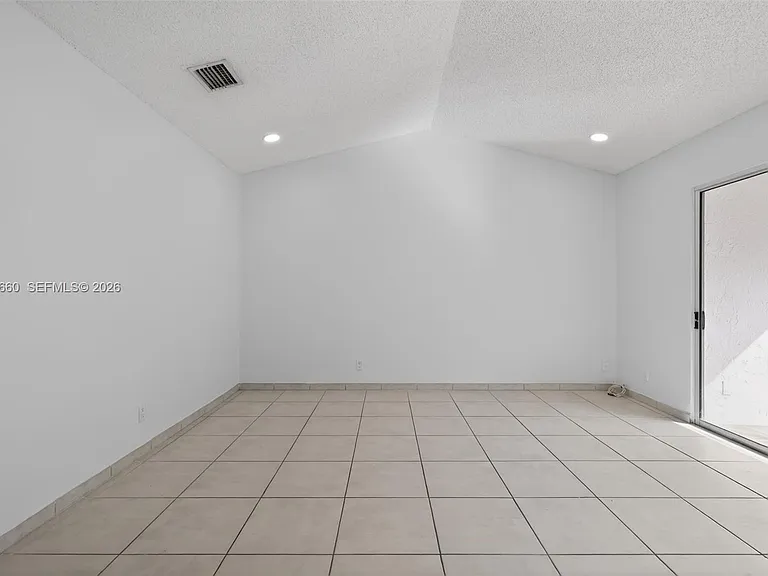 13856 SW 93rd Ln — Photo 4