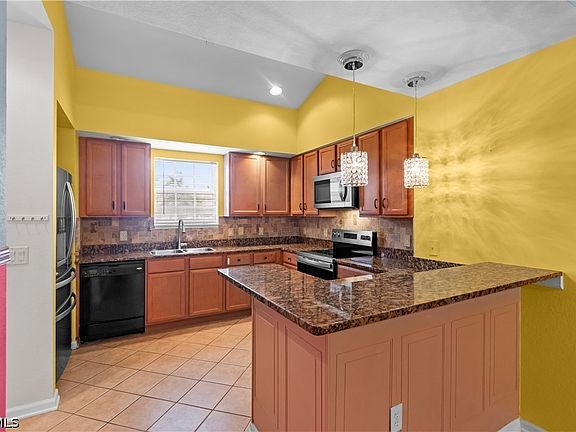 4th image of 10046 Via Colomba Cir APT 203
