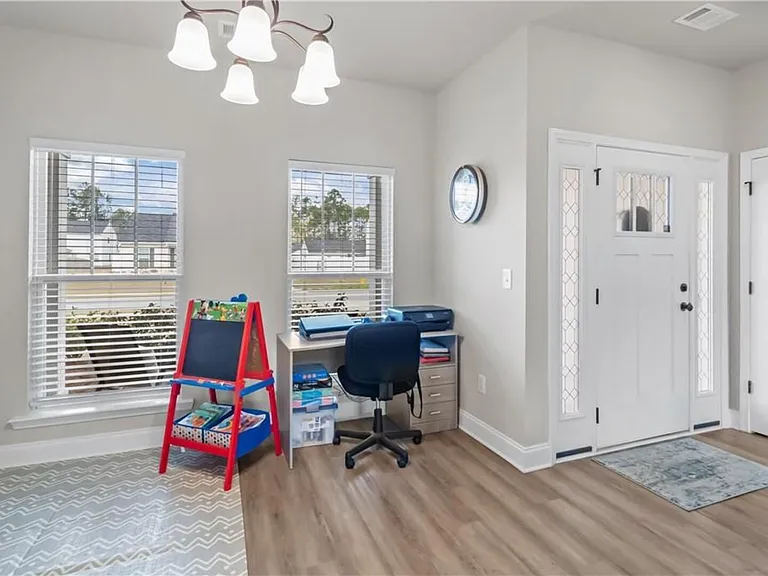 182 Gavin Way — Photo 11
