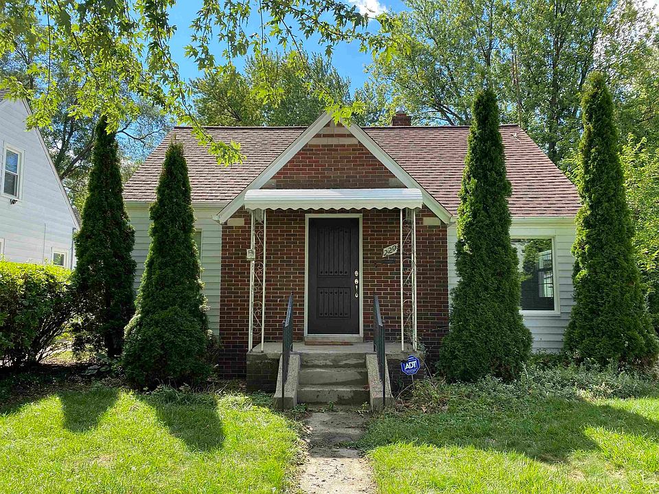 1st image of 220 S Tilden St