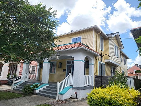 2nd image of 845 Taft Pl