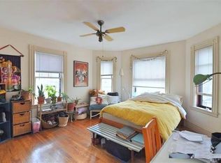 6 Ashton Pl, Cambridge, MA 02138