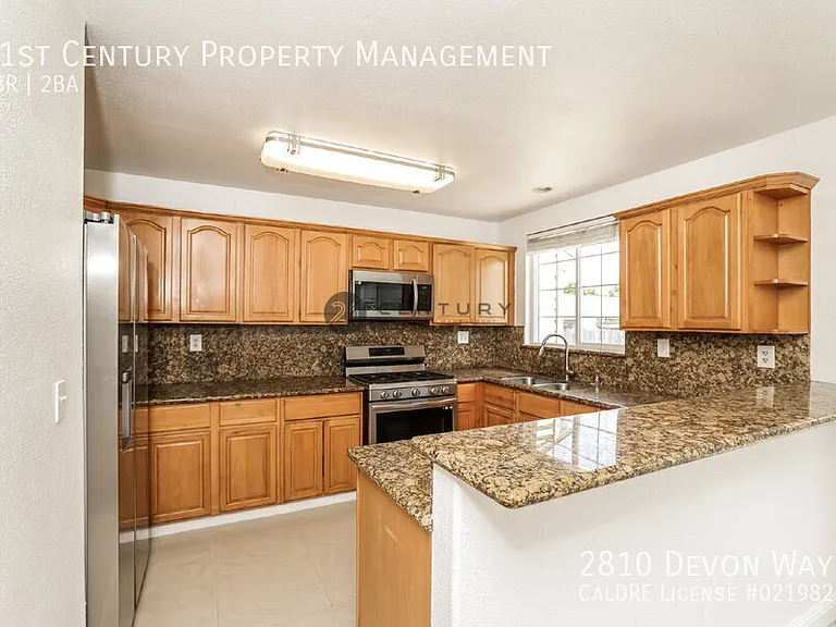 2810 Devon Way — Photo 23