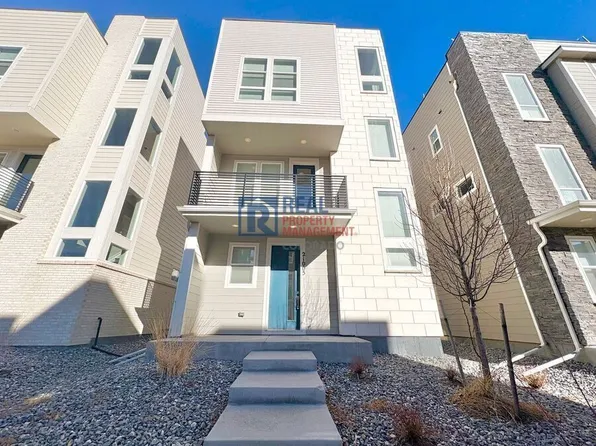 21005 E Quincy Dr, Aurora, CO 80015