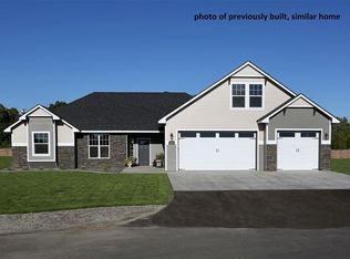 574 Stoneridge Ln, Richland, WA