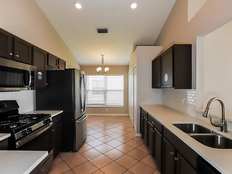 29942 Morningmist Dr — Photo 6