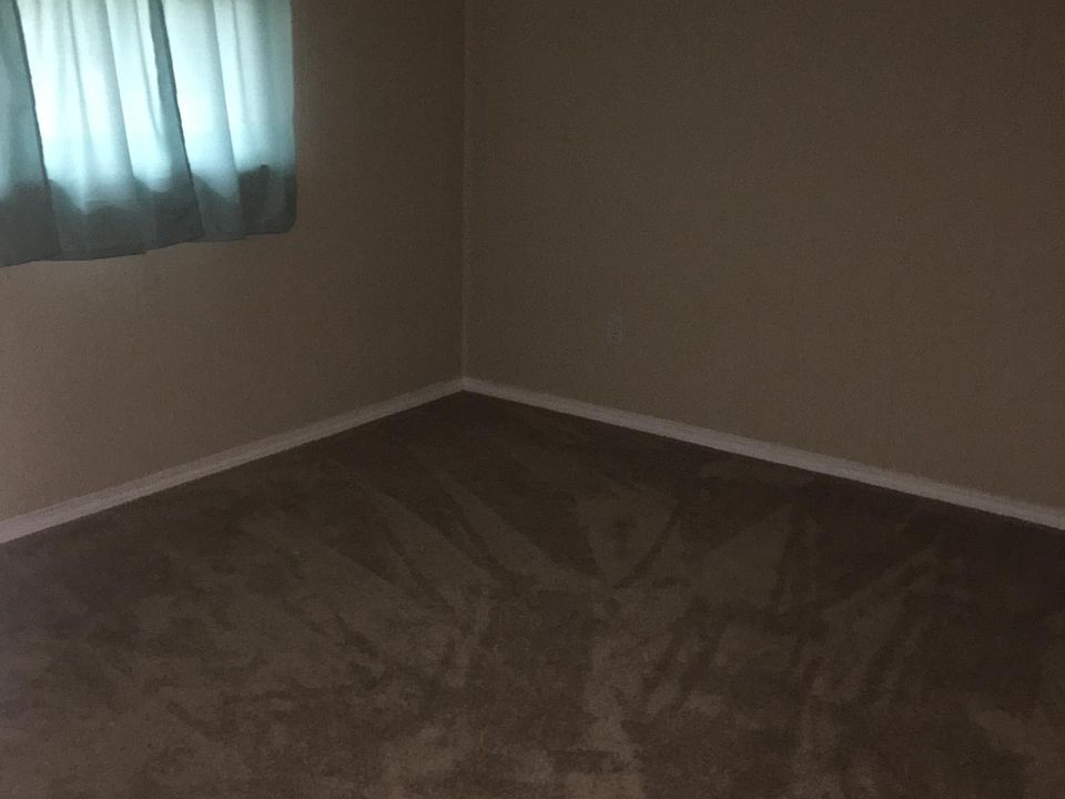 1st image of 2817 Dawnview Dr