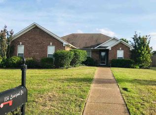 104 Liverpool Cv, Medina, TN 38355