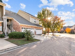 17 Charleston Cir, Brandon, MS 39047