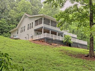 203 Tahlequah Rdg, Hayesville, NC 28904