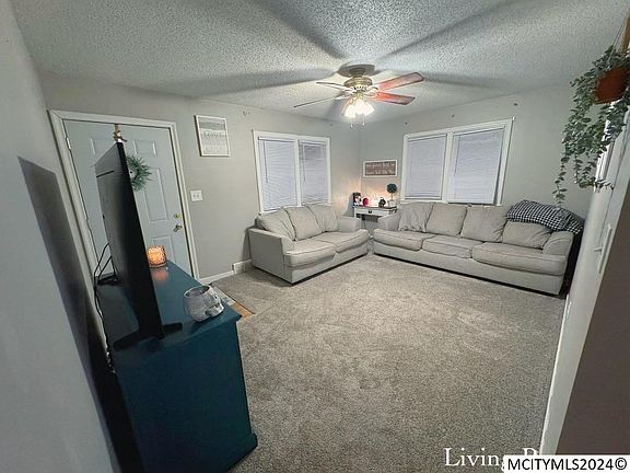 2nd image of 515 18th St SE