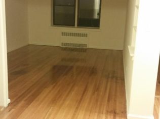 21610 77th Ave APT 3, Oakland Gardens, NY 11364