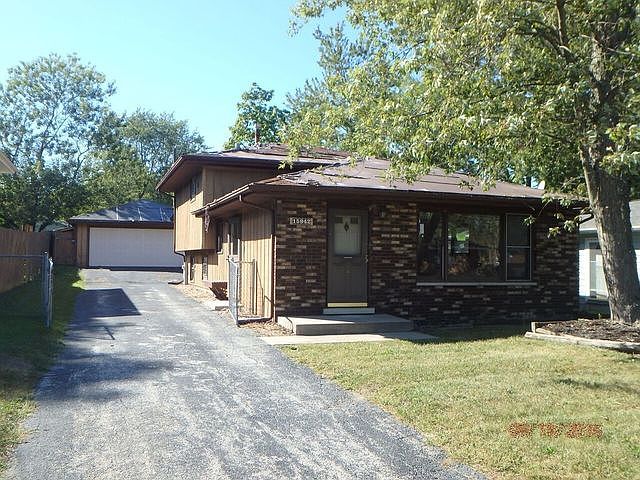 1st image of 15942 Lorel Ave