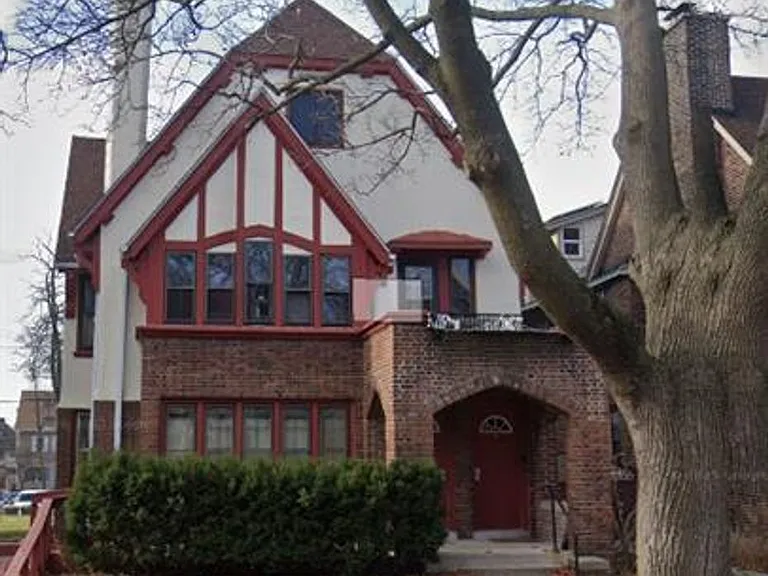 3035 N Stowell Ave — Photo 3