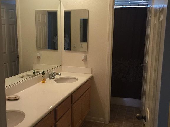 4th image of 2400 S Trail Ct