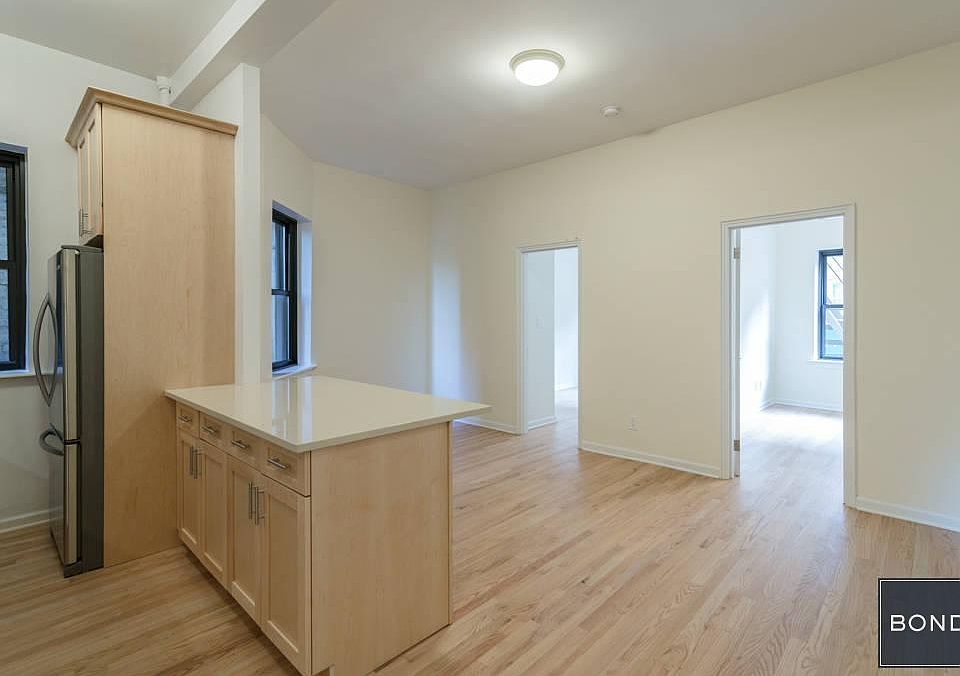 1st image of 23 Bedford St #4A