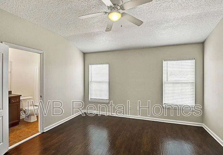 1512 Biscayne Bay Dr — Photo 9