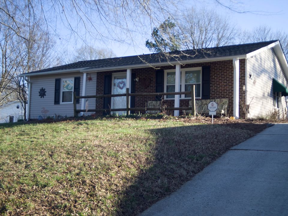 Brick Vinyl Easy Maintenance