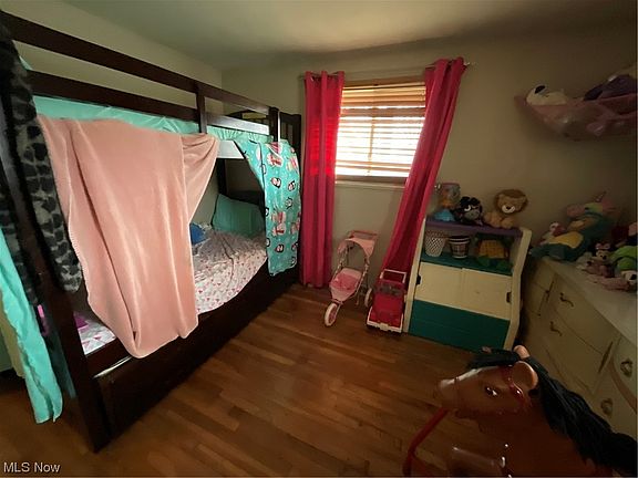 4th image of 4100 Cambridge Ave