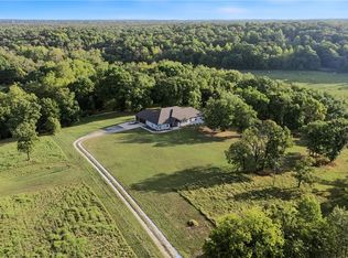 15040 Parrick Rd, Gravette, AR 72736