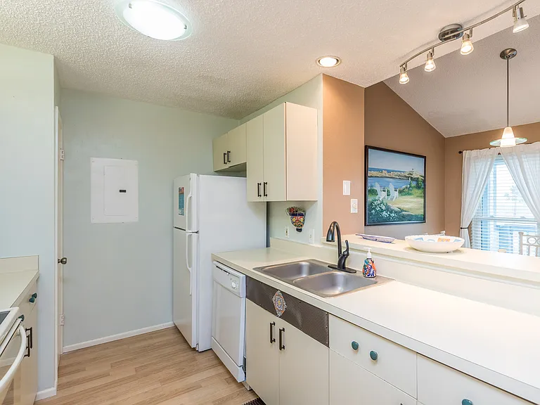 14434 Cabana East St #305 — Photo 23