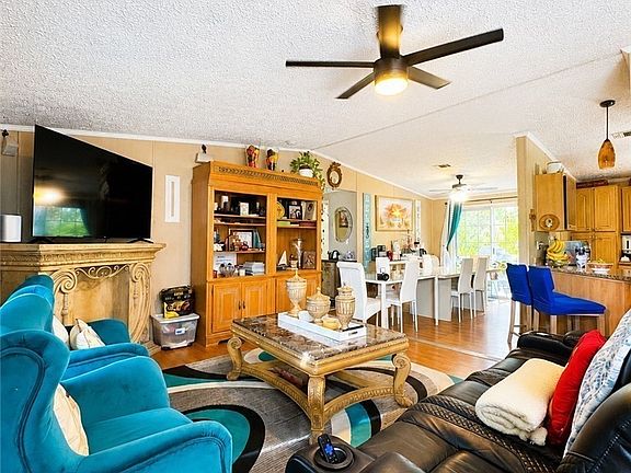 5th image of 11830 Scallop Dr #850