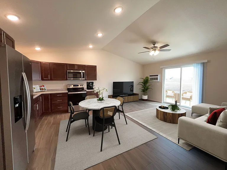 713 Caroline St — Photo 234