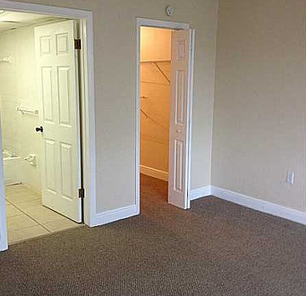 2nd image of 6950 Miami Gardens Dr APT 2-509