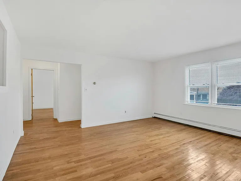 105 Woodside Ave #2 — Photo 13
