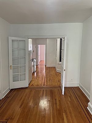 4th image of 1821 2nd Ave APT 4S