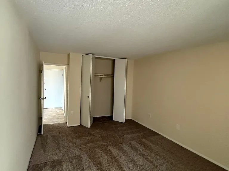 Horizon House — Photo 49