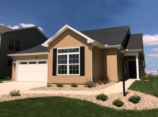 306 Corey Ln, Champaign, IL 61822