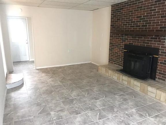 4th image of 2413 Shandon Dr