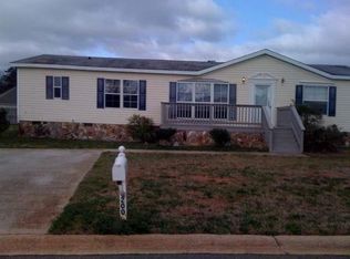 200 Arrlington Bnd, Byron, GA 31008