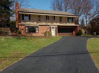2412 Maryland Dr, Pittsburgh, PA