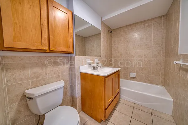 Rented by Sterling Realty Solution Inc | media 10