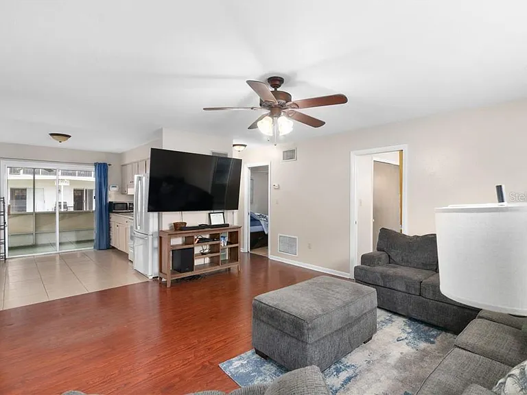 1003 Dora Ave — Photo 11