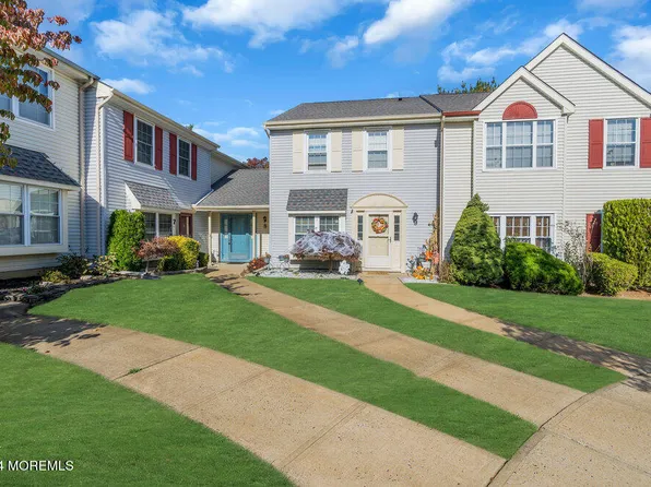 51 Christopher Court #8, Freehold, NJ 07728