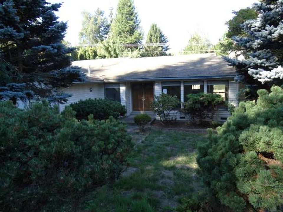 1st image of 209 S 172nd Pl
