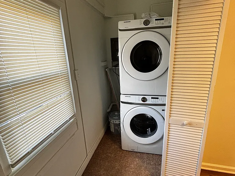667 Green St #4 — Photo 9