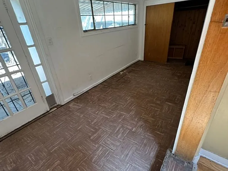 603 Dartmouth Dr NE — Photo 20